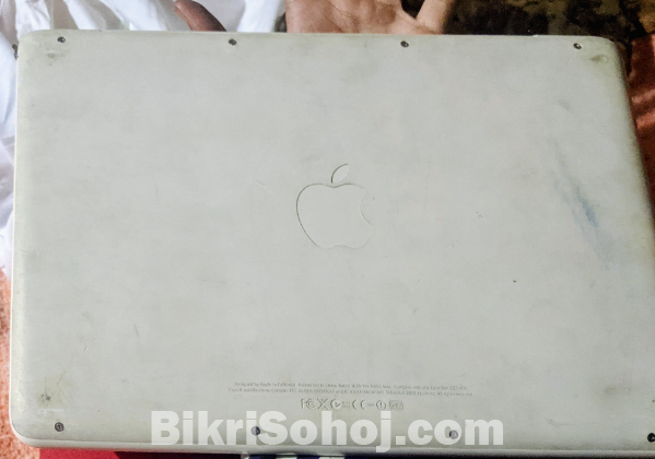 Apple MacBook - Late 2009 under 10k!